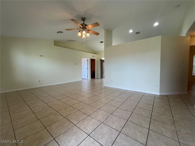 Building Photo - 1125 NW 12th Ln