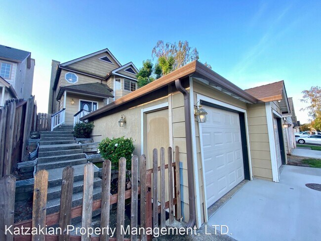 Building Photo - 3 br, 2.5 bath House - 3628 Schooner Drive