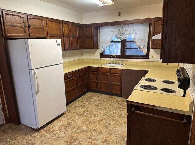 Foto del edificio - 4560 W. HWY #30