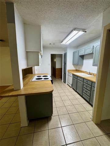 Foto del edificio - 5809 Lalagray Ln