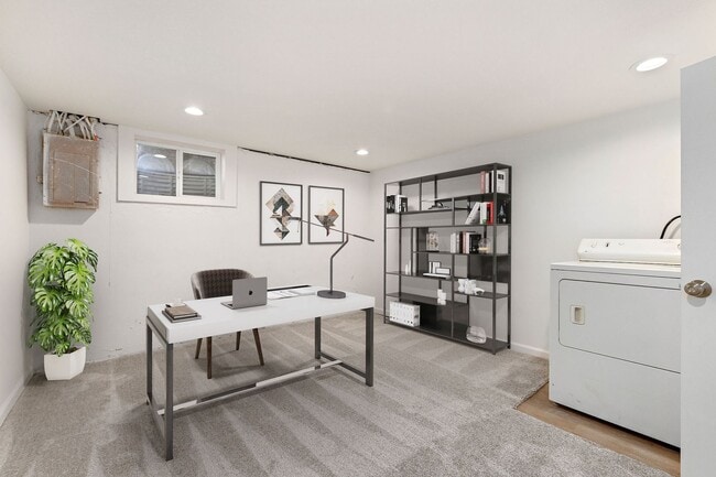 Foto del edificio - Spacious Three Bedroom Home in Olathe