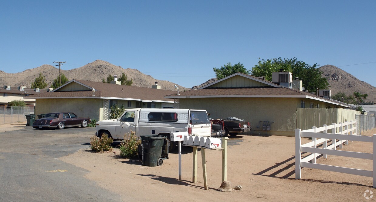 20236 Pawhuska Rd, Apple Valley, CA 92307 Apartments Apple Valley, CA