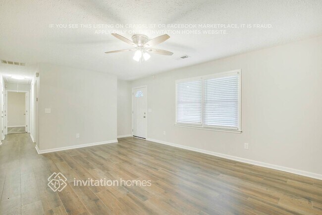 Building Photo - 67 Jeanette St