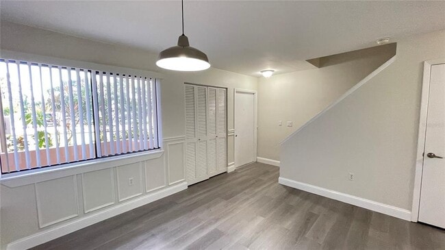 Foto del edificio - 892 Sunridge Dr