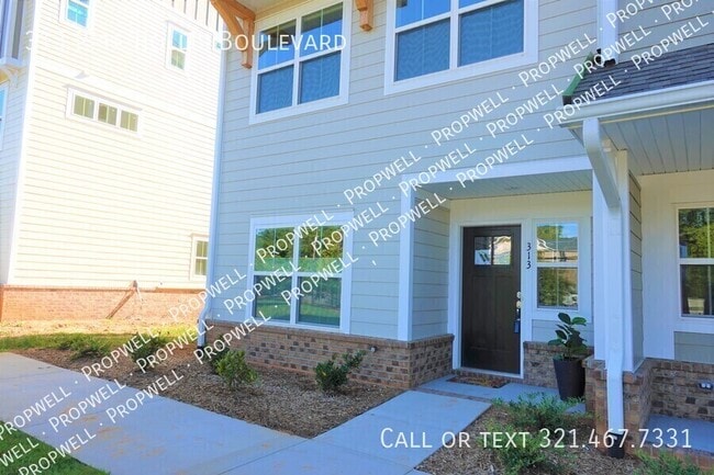 Building Photo - 313 Pete Hollis Blvd