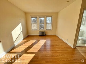 Building Photo - 2606 N Kimball Ave