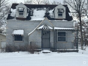 Building Photo - 229 E Avondale Ave