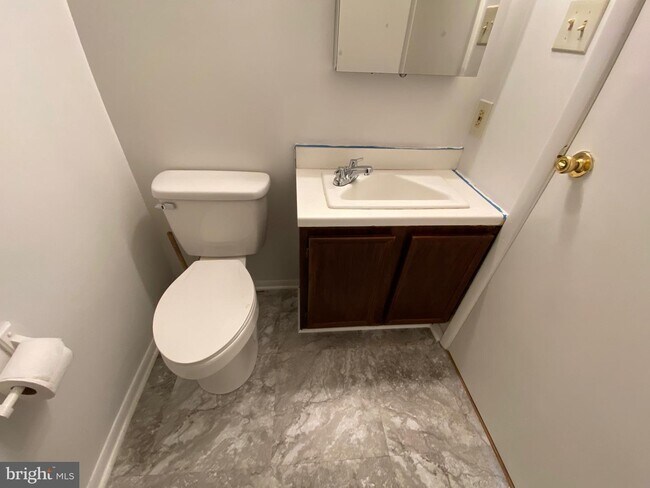 Building Photo - 19617 Gunners Branch Rd