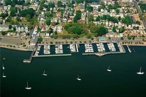 Building Photo - 850 Harbortown Blvd