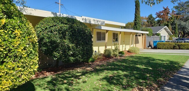 Building Photo - Excellent, Well Preserved and Restored 3 Bedroom Home - Available Soon!