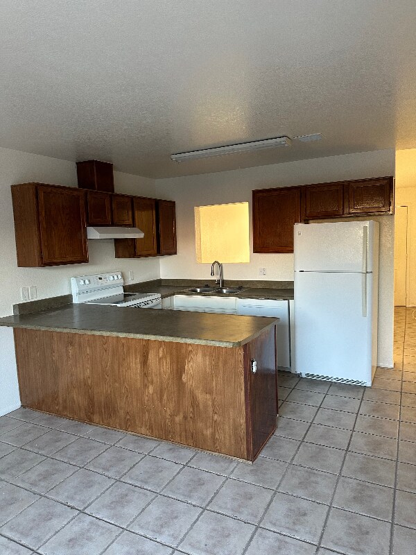 Building Photo - 2641 N Palo Verde Ave