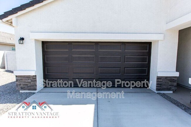 Foto del edificio - 9385 Orange Grove St