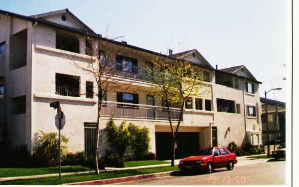 Primary Photo - 5302 Arbor Vitae