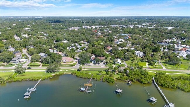 Building Photo - 413 S Bayshore Blvd