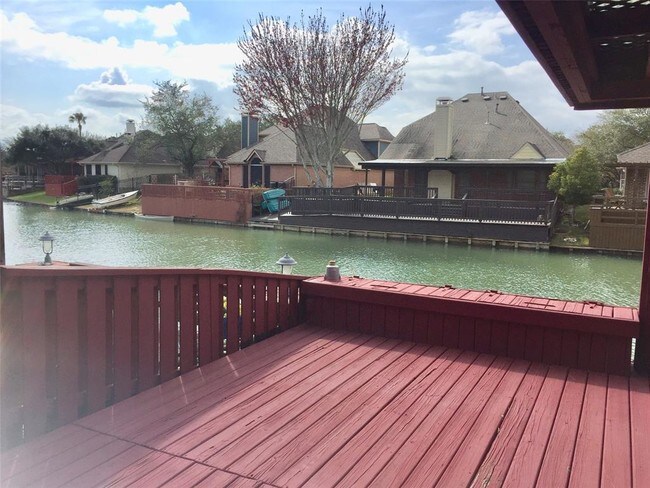 Foto del edificio - 1239 Misty Lake Ct