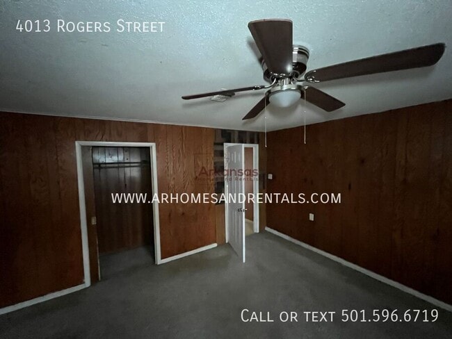 Building Photo - 4013 Rogers St