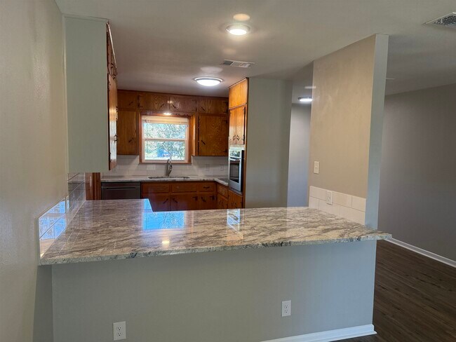 Foto del edificio - 176 W Sweetbriar Dr