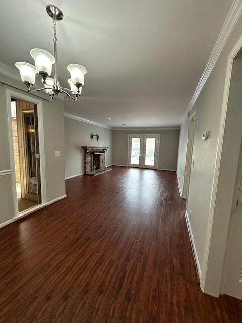 Living/Dining Room - 2116 Hobbs Rd