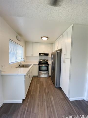 Foto del edificio - 94-745-745 Meheula Pkwy