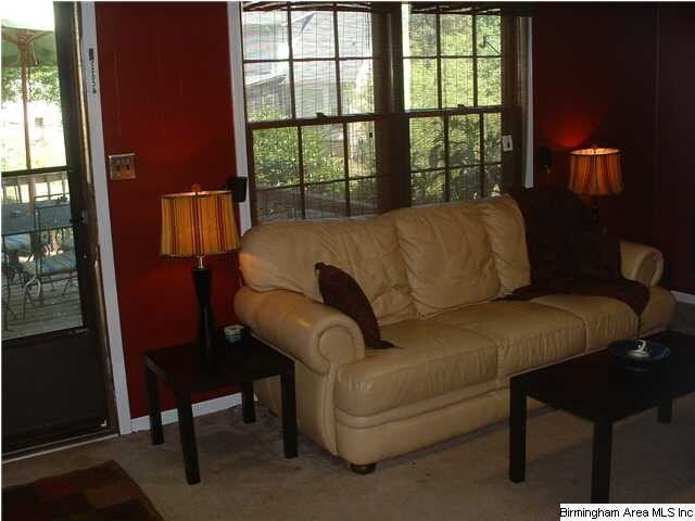Foto del edificio - 512 17th Ave NW