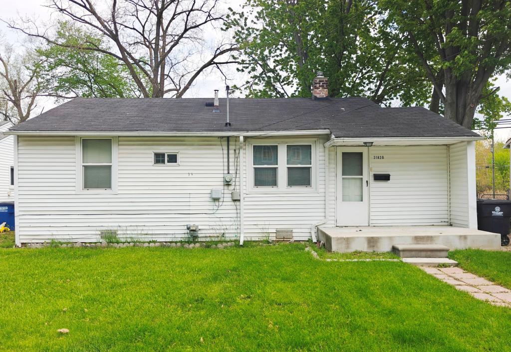 Photo - 31820 Bay Ct