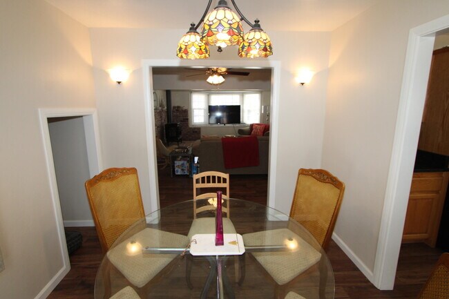 Foto del edificio - 41416 Eastwood Rd