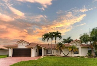 Building Photo - 11511 Island Lakes Ln
