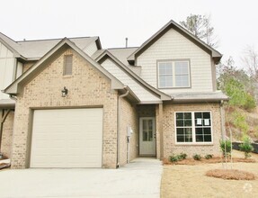 Building Photo - 564 Polo Way