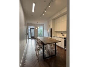 Building Photo - 14968-101A 101a Ave