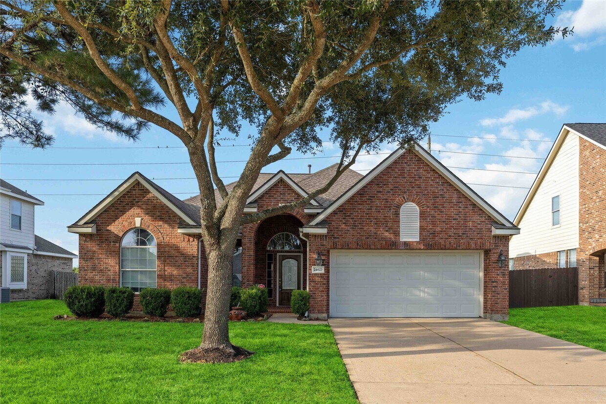 Foto principal - 24623 Blane Dr
