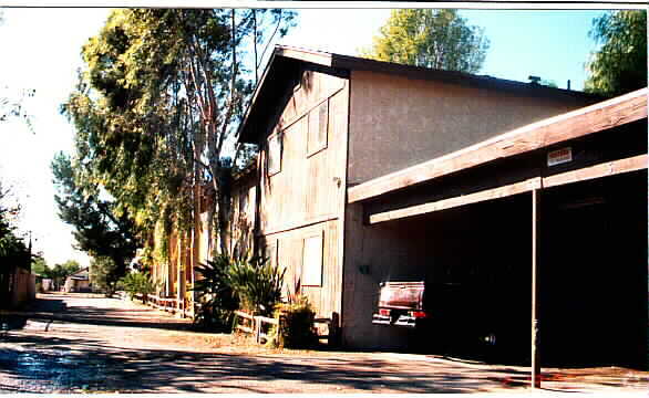 Foto del edificio - Pepper Tree