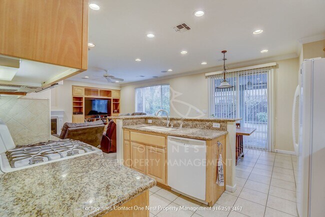 Building Photo - Desirable 4 bdrm 2 bth located in sought o...