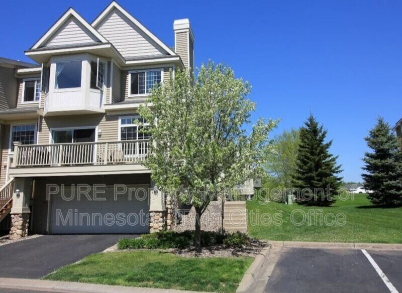 Primary Photo - 2463 Eagle Trace Ln