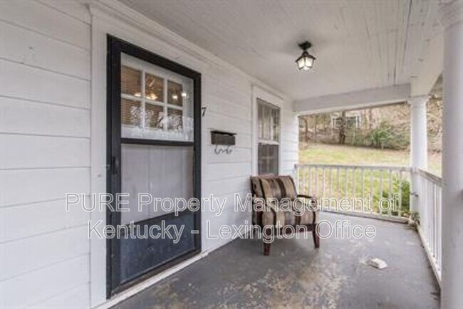 Foto del edificio - 5 Dogwood Ln