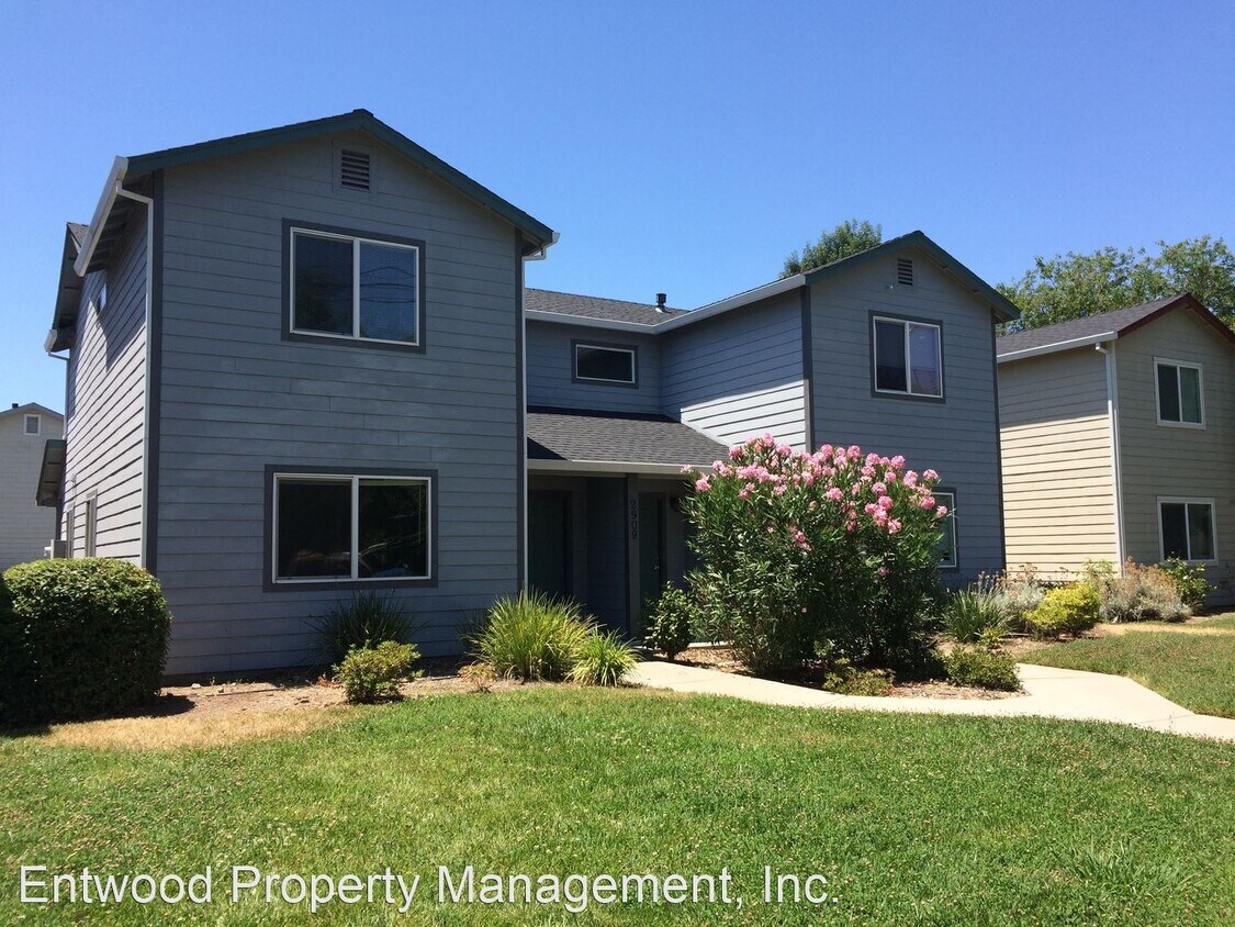 2909 Godman Ave Unit 2, Chico, CA 95973 Room for Rent in Chico, CA