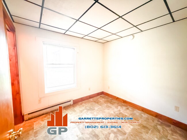 Foto del edificio - 53 Bass Ln