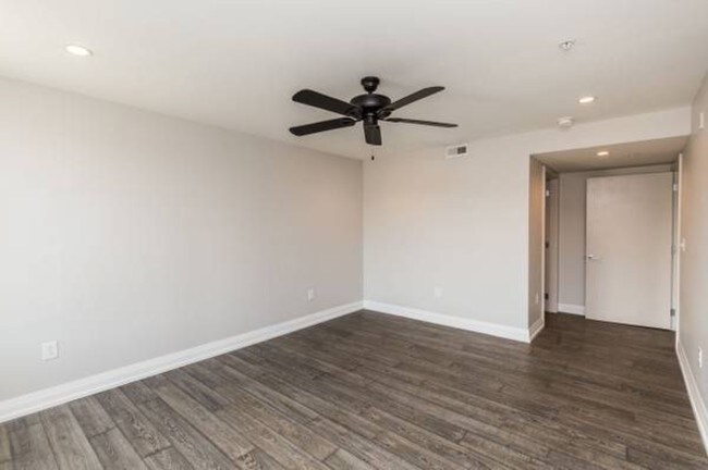 Foto del edificio - 464 Commonwealth Avenue