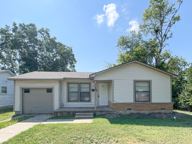 Building Photo - 3132 Daughtrey Ave