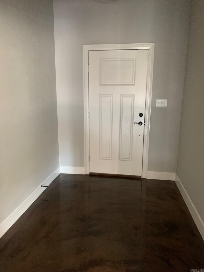 Building Photo - 155 Grey Fox Dr