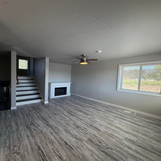 Foto del edificio - 1147 Eldora Ln