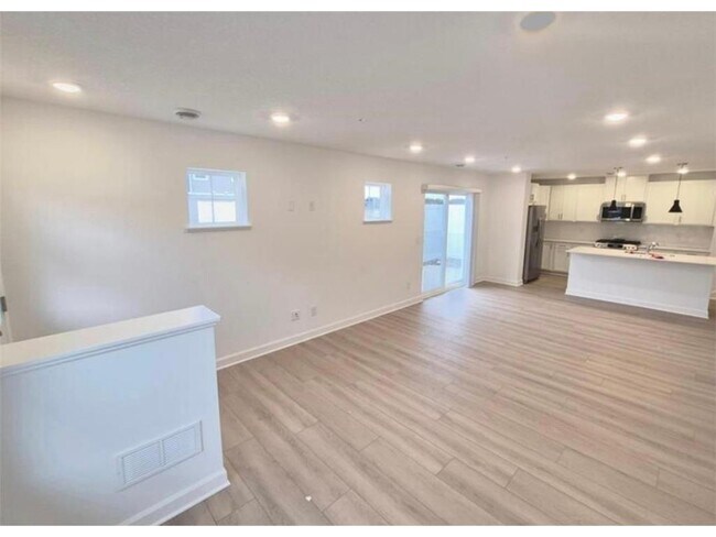 Foto del edificio - 14930 Archdale Ln