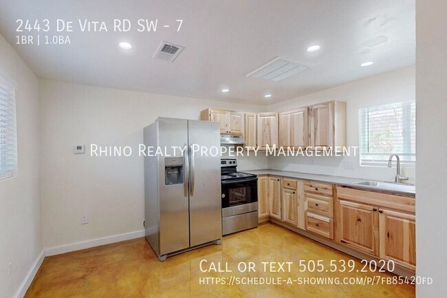 Building Photo - 2443 De Vita Rd SW