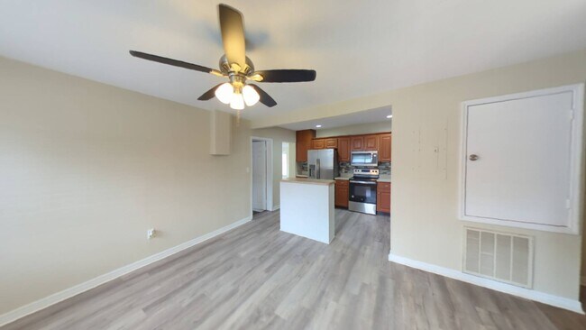 Foto del edificio - 1620 Guinyard Way