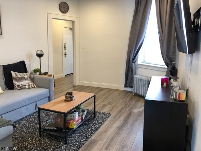 Photo - 81 Glenridge Ave Apartment