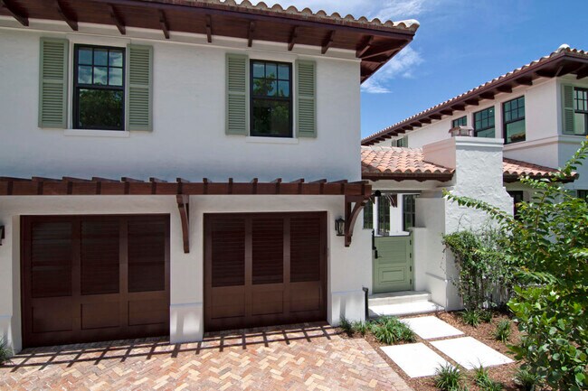 Foto del edificio - 241 Almeria Rd