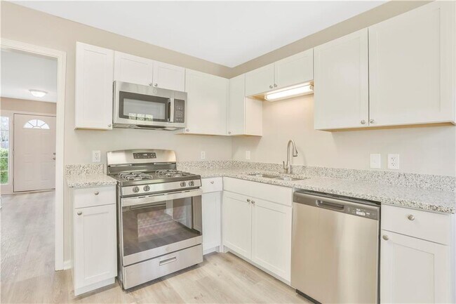 Building Photo - 65 Bramlett Way