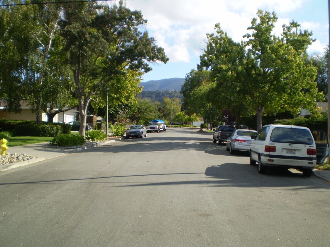 Foto principal - 4953 Kenson Dr