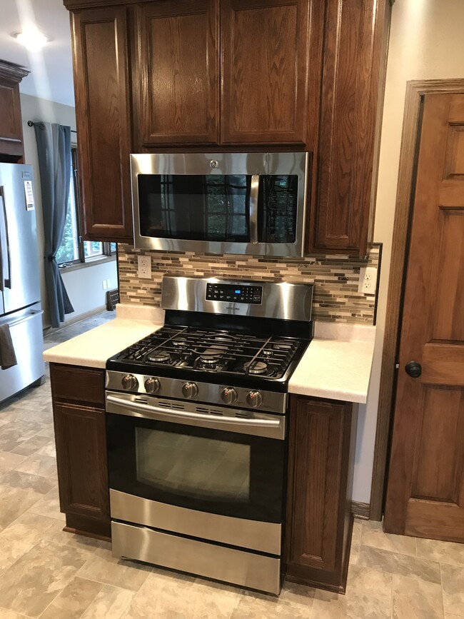 Foto del edificio - 4620 N 127th St