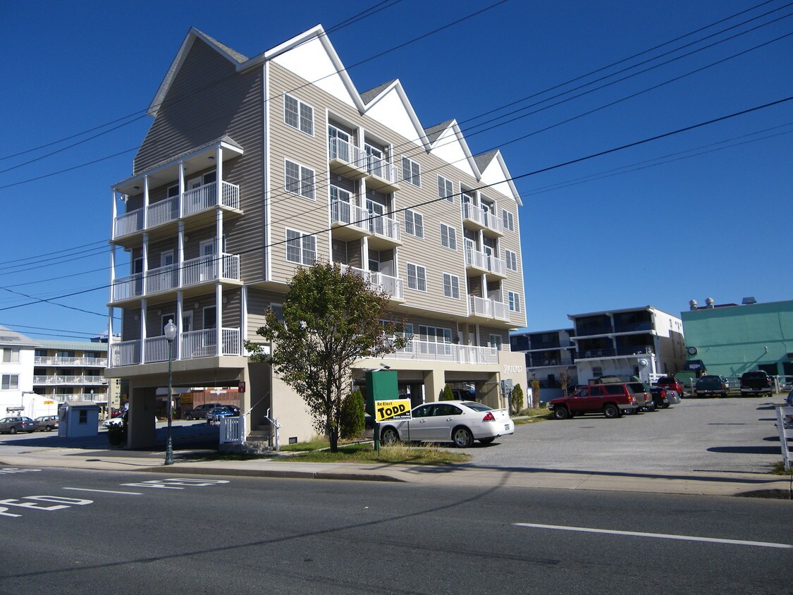 Foto principal - 8 Baltimore Ave