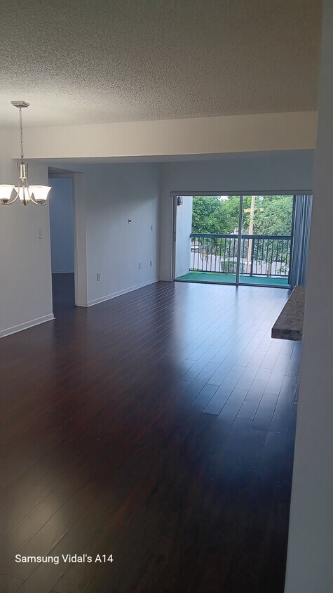 Foto principal - 6276 NW 186th St